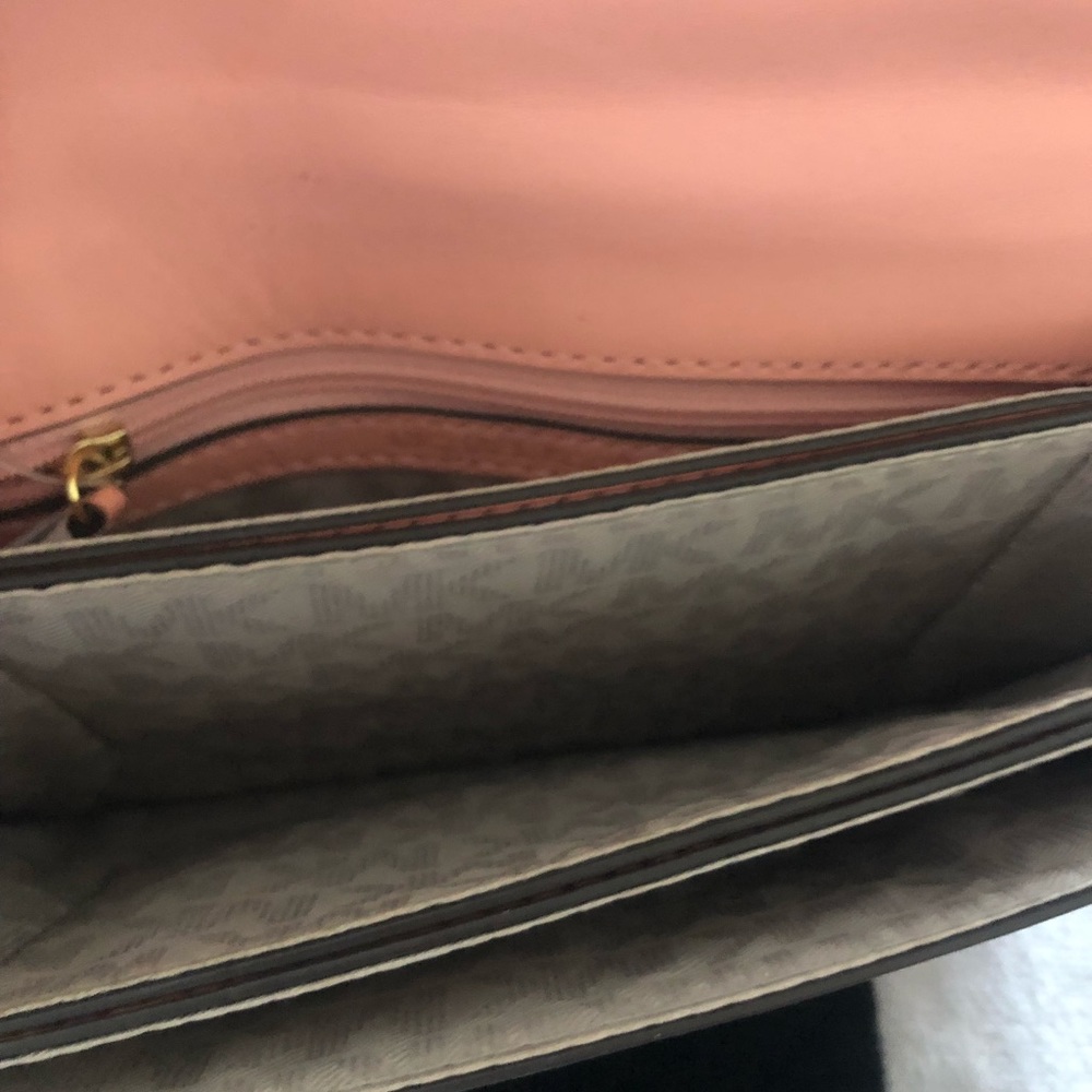 Purse - Picture 8 of 9